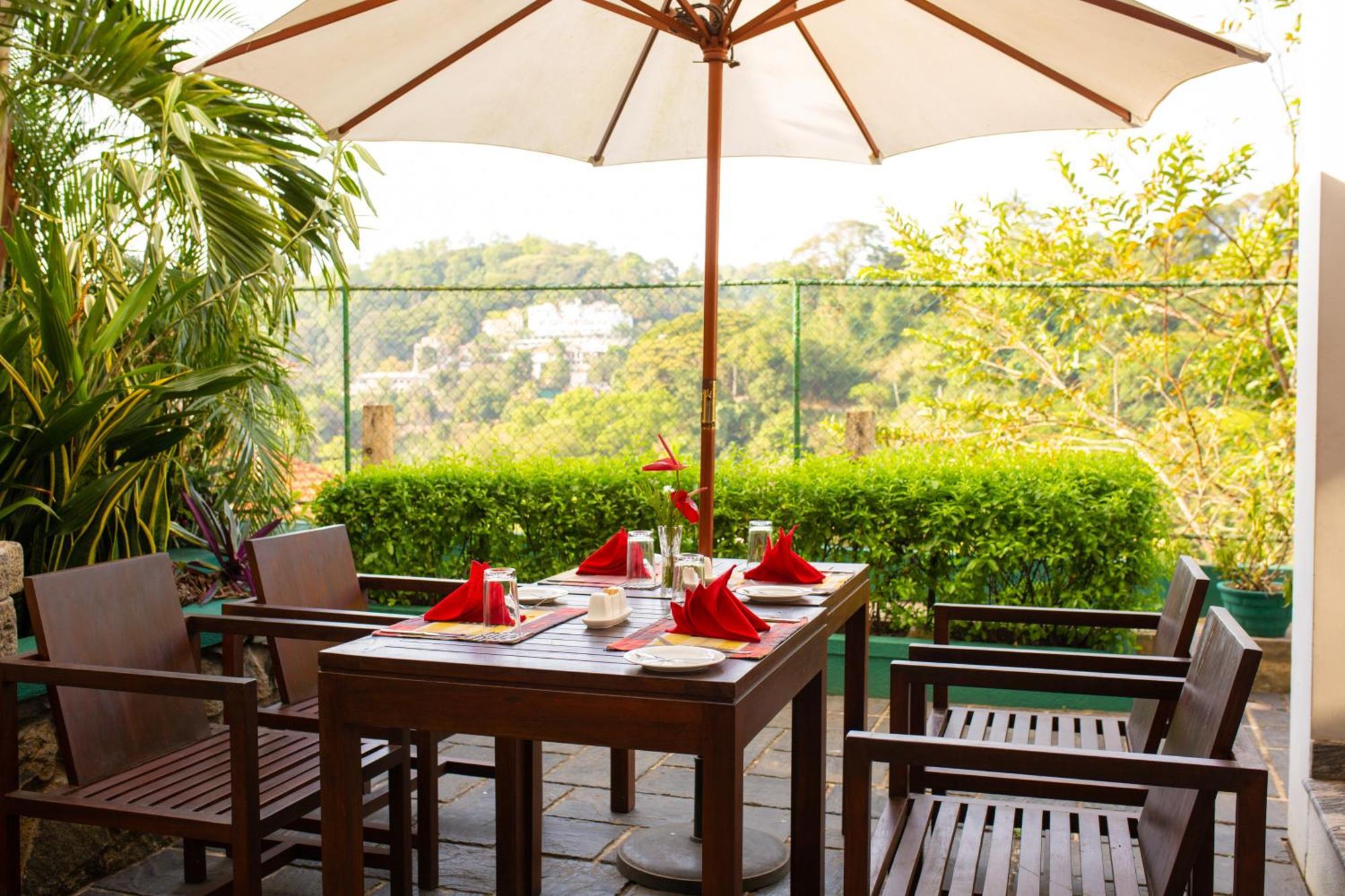 Hotel Yo Kandy Luaran gambar